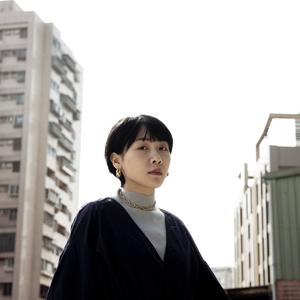 平倩育